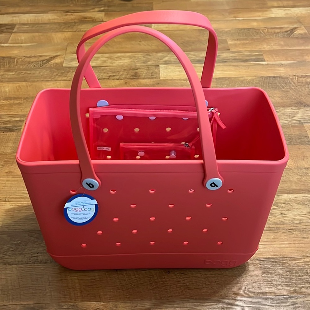 Coral Original Bogg Bag